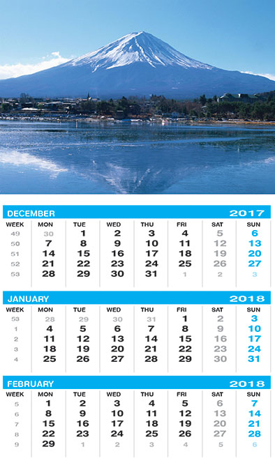 ปฏิทินคลาสสิก 3 เดือน   SP001 - คลาสสิก 3 เดือน รูปภาพด้านบน ขนาด 29.7 ซม. x 21 ซม. กระดาษอาร์ตการ์ด 230 แกรม พิมพ์ 4 สี 1 หน้า ตอกตาไก่สำหรับแขวน  ภู่ด้านล่าง ขนาด 29.7 ซม. x 28.4 ซม. กระดาษปอนด์ 80 แกรม พิมพ์ 2 สี 1 ด้าน จำนวน 12 แผ่น ปรุฉีก เย็บแม็ค 2 จุด จัดหน้าฟรี  เครื่องบอกวันที่เลื่อนได้+กระดาษรองหลัง คิดราคาเพิ่มชุดละ 12 บาท